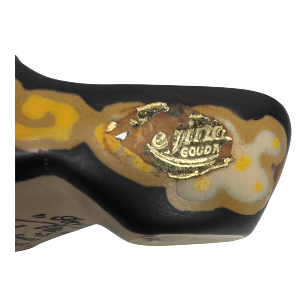 Royal Gouda Holland Regina Hand Painted Ceramic Dutch Clog Shoe Collectible - Picture 6 of 6